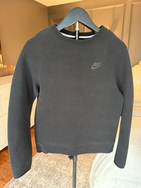 Nike Boys Club Fleece Crewneck Sweatshirt Black Youth Medium